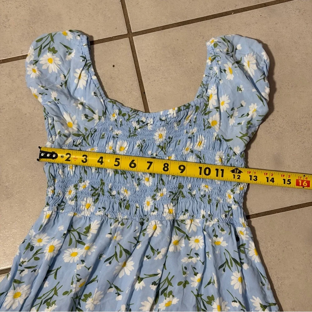Children’s Place Kids Girl‎ Floral Blue Dress Short Sleeves Smocked size 16 XXL